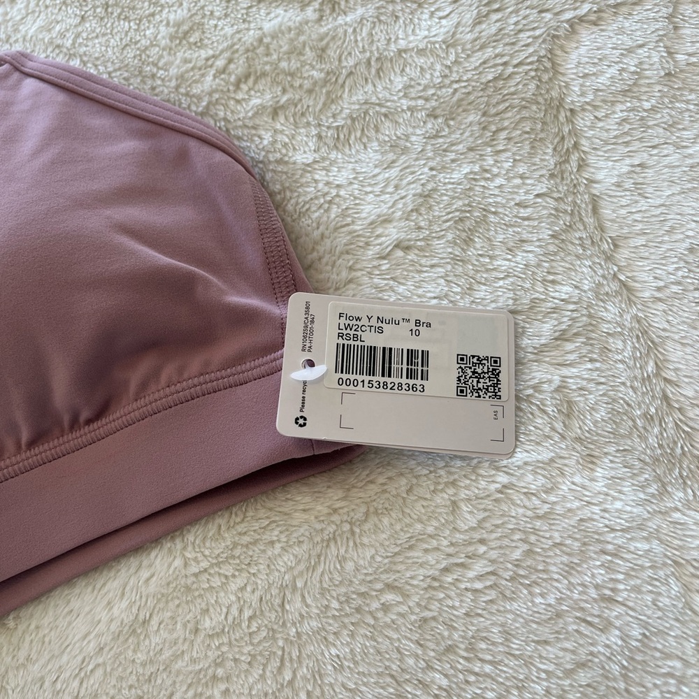 BRAND NEW Lululemon Flow Y Bra *Nulu - Picture 6 of 7
